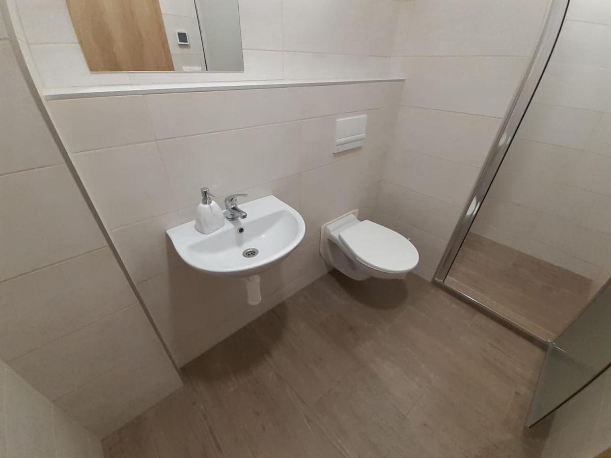 Valen Apartmany Valtice Exteriör bild