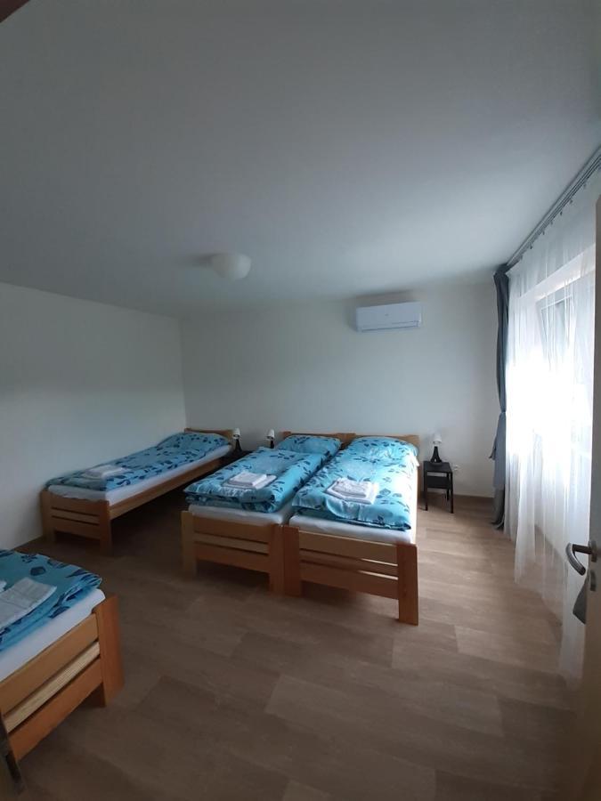 Valen Apartmany Valtice Exteriör bild