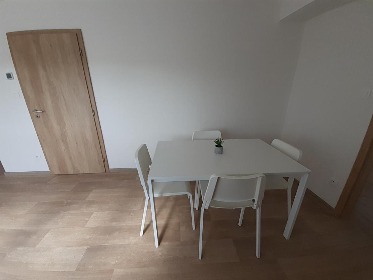Valen Apartmany Valtice Exteriör bild