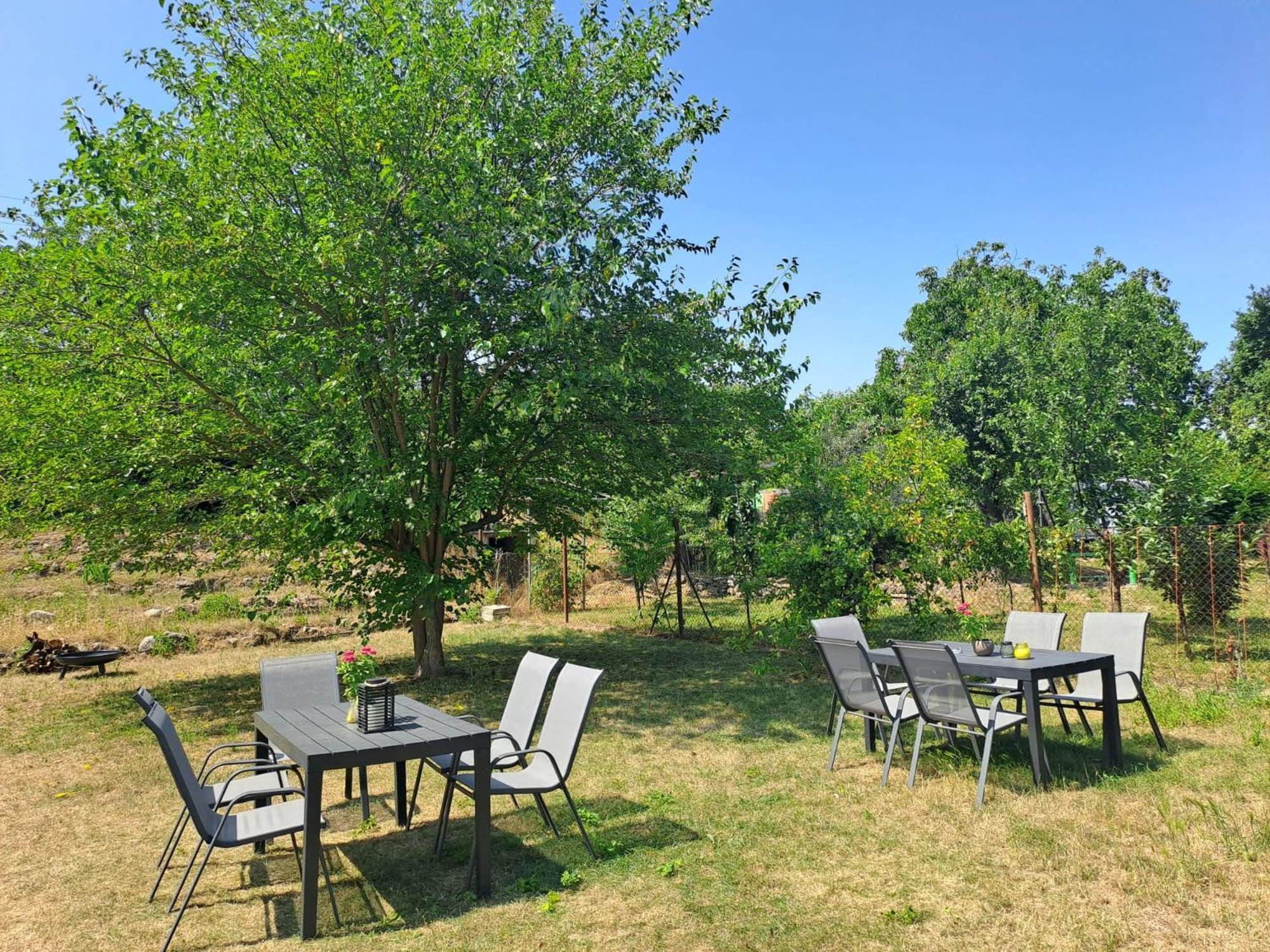 Valen Apartmany Valtice Exteriör bild
